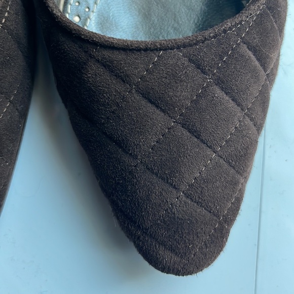 Manolo Blahnik•Brown•lisqui quilted suede•30mm pump•size 38•handmade in Italy - Picture 9 of 10